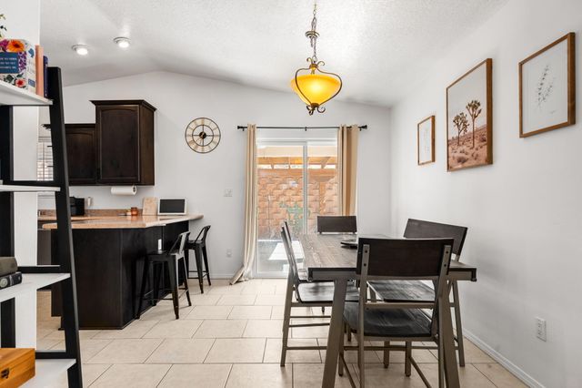 731 Amethyst Drive NE, Rio Rancho, NM 87124