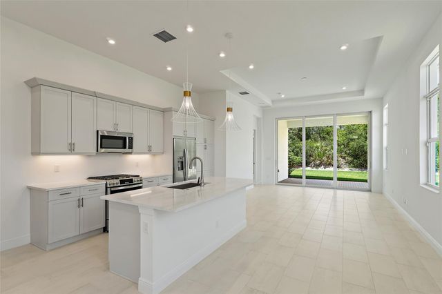 204 SE VIA SANGRO, Port St Lucie, FL 34952