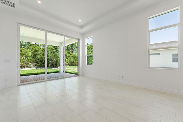 204 SE VIA SANGRO, Port St Lucie, FL 34952