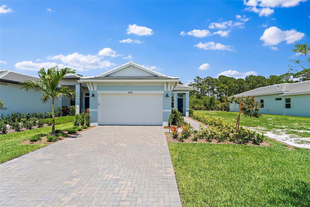 204 SE VIA SANGRO, Port St Lucie, FL 34952
