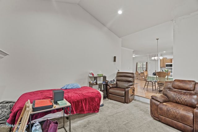 31 Kimberly Lane, Queensbury, NY 12804