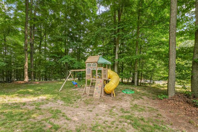 4955 Truax Lake Road, Williamsburg, MI 49690