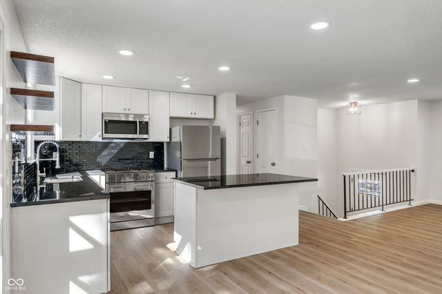 11043 Whistler Drive, Indianapolis, IN 46229