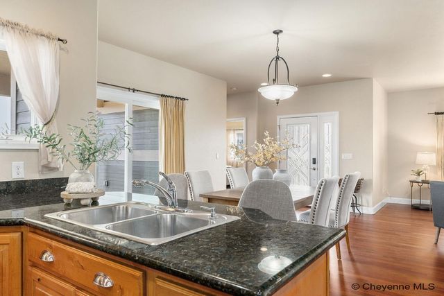 6904 POINTE PINNACLE, Cheyenne, WY 82009