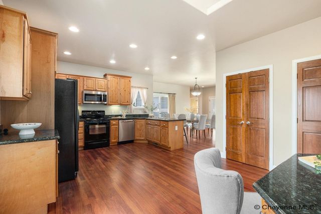 6904 POINTE PINNACLE, Cheyenne, WY 82009