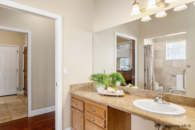 6904 POINTE PINNACLE, Cheyenne, WY 82009