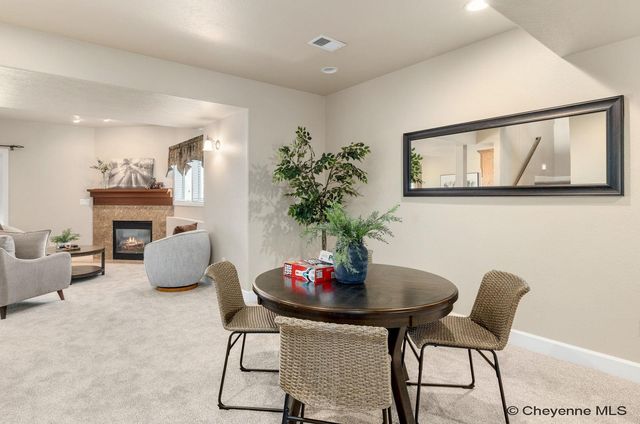 6904 POINTE PINNACLE, Cheyenne, WY 82009
