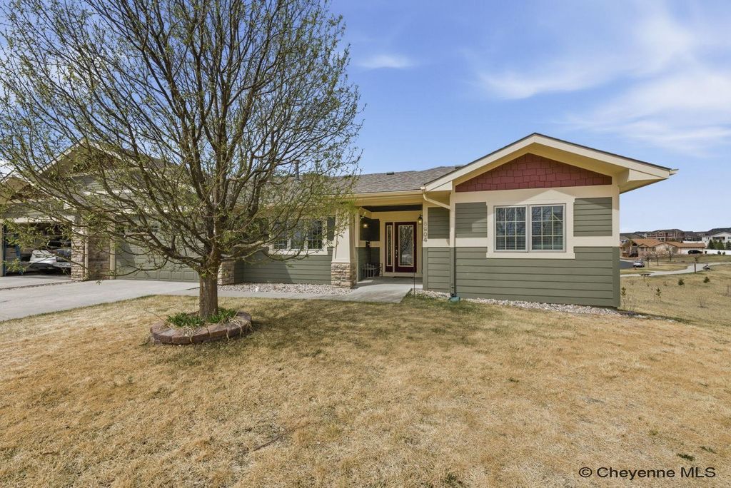 6904 POINTE PINNACLE, Cheyenne, WY 82009