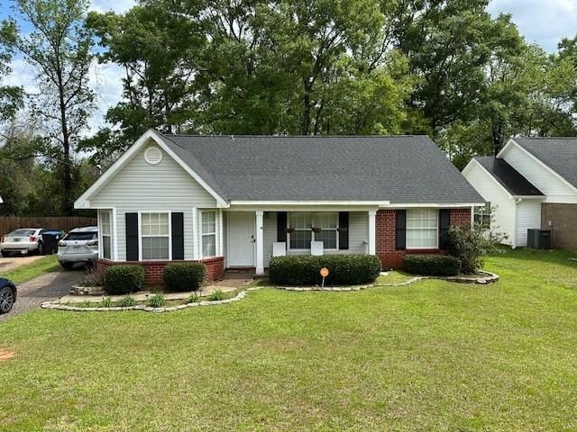 725 Copperfield Drive E, Mobile, AL 36608