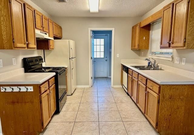 725 Copperfield Drive E, Mobile, AL 36608