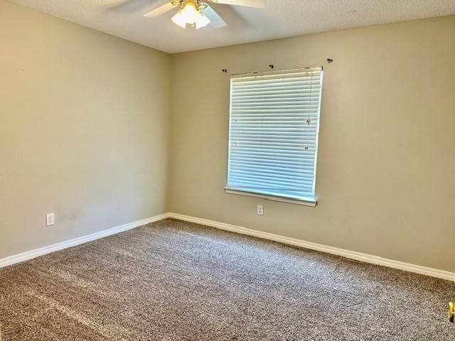 725 Copperfield Drive E, Mobile, AL 36608