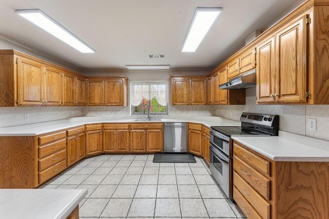 1800 JACODA Avenue, Amarillo, TX 79118