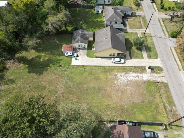 5322 Carmen Street, Houston, TX 77033