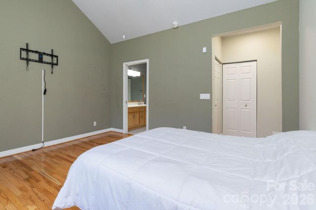 31 Little Cedar Court, Asheville, NC 28805