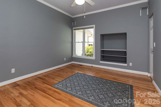31 Little Cedar Court, Asheville, NC 28805