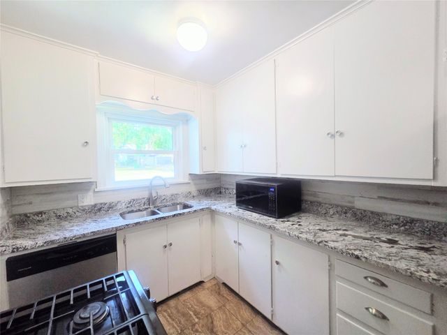 1317 S Darlington Avenue, Tulsa, OK 74112