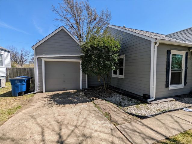 1317 S Darlington Avenue, Tulsa, OK 74112