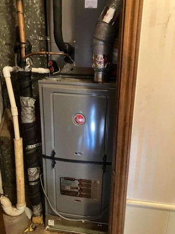 1003A Jefferson Street, Plainview, TX 79072