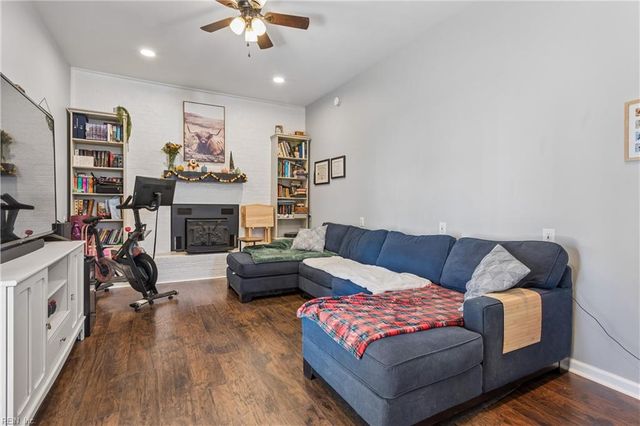 703 Sedgefield DR, Newport News, VA 23605