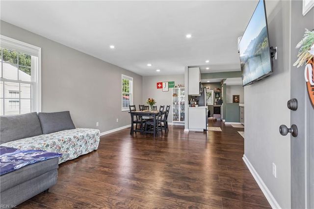 703 Sedgefield DR, Newport News, VA 23605