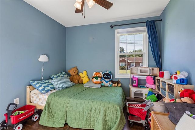 703 Sedgefield DR, Newport News, VA 23605