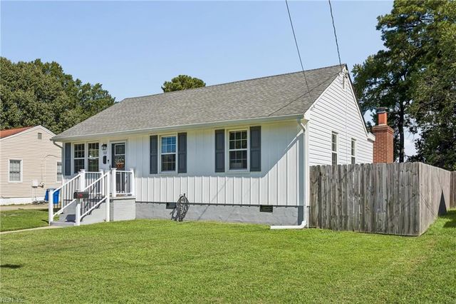 703 Sedgefield DR, Newport News, VA 23605