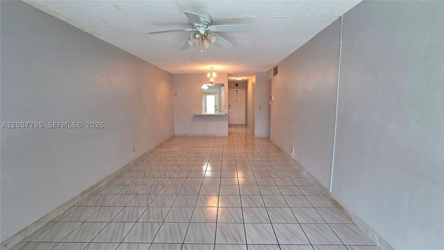 450 Paradise Isle Blvd 109, Hallandale Beach, FL 33009