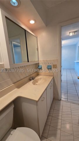 450 Paradise Isle Blvd 109, Hallandale Beach, FL 33009