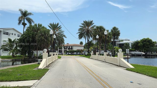 450 Paradise Isle Blvd 109, Hallandale Beach, FL 33009