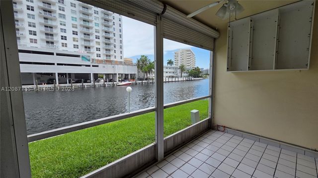 450 Paradise Isle Blvd 109, Hallandale Beach, FL 33009
