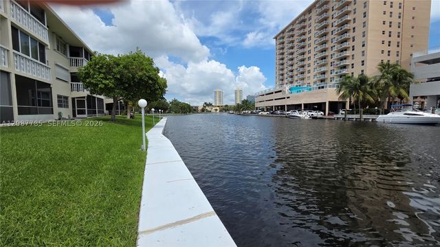 450 Paradise Isle Blvd 109, Hallandale Beach, FL 33009