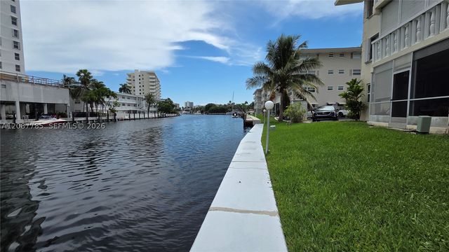 450 Paradise Isle Blvd 109, Hallandale Beach, FL 33009