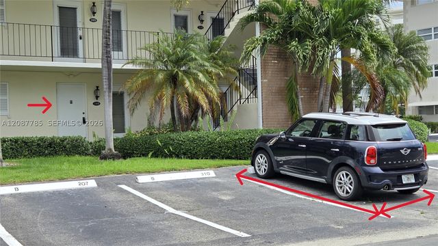 450 Paradise Isle Blvd 109, Hallandale Beach, FL 33009