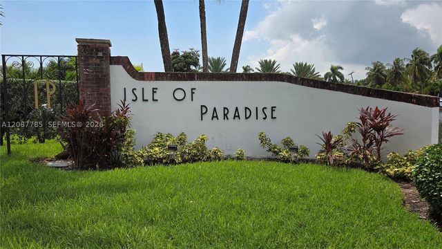 450 Paradise Isle Blvd 109, Hallandale Beach, FL 33009