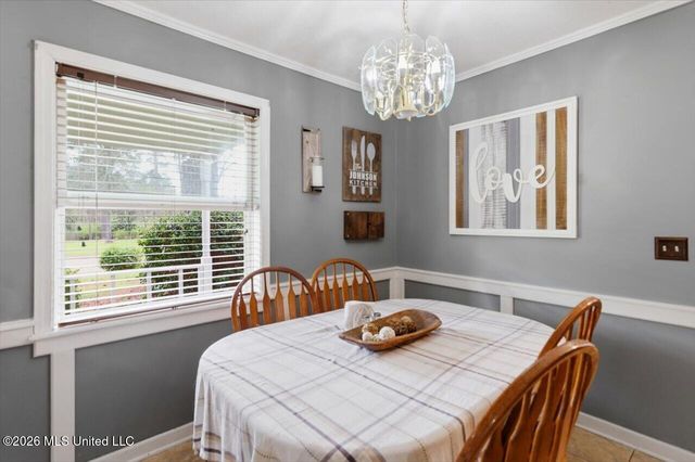 709 Country Place Drive, Pearl, MS 39208