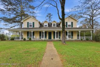 709 Country Place Drive, Pearl, MS 39208