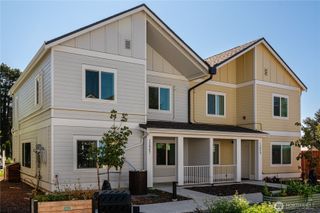 13847 32nd Lane S, Tukwila, WA 98168