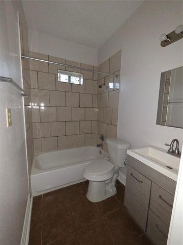 7902 Hudson Street A, Houston, TX 77012