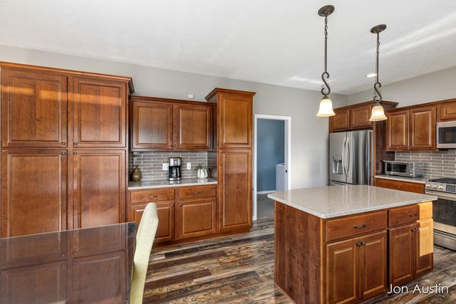 8637 Petoskey Street, Texas Twp, MI 49009