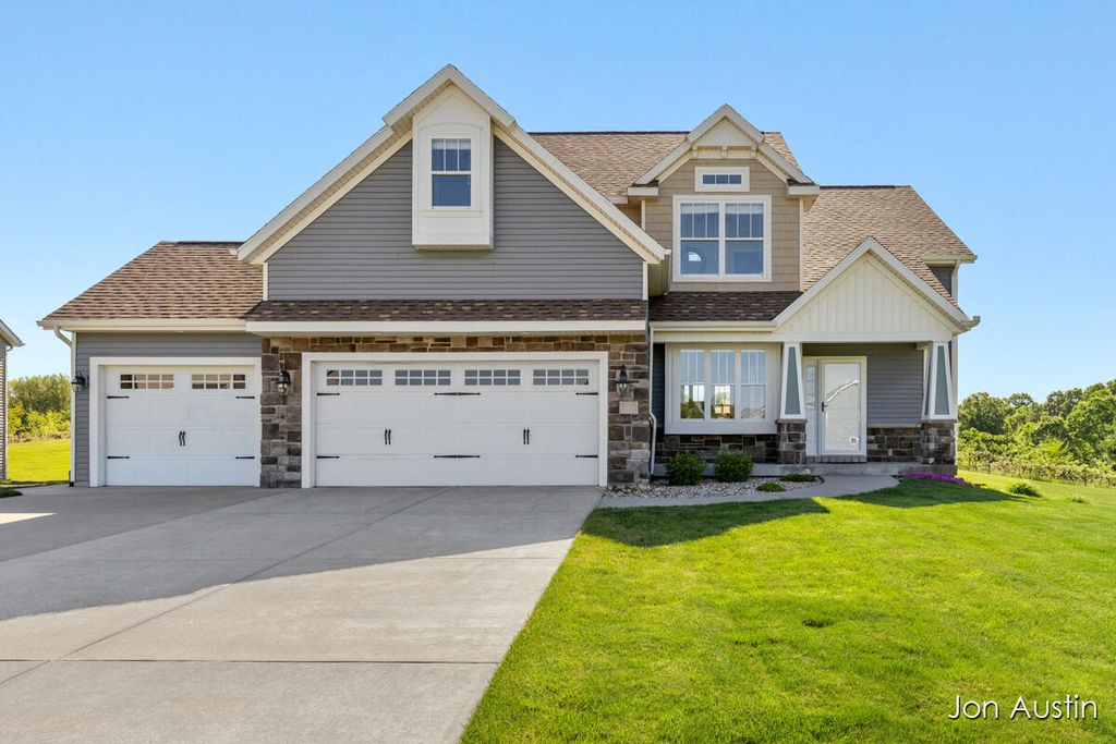 8637 Petoskey Street, Texas Twp, MI 49009
