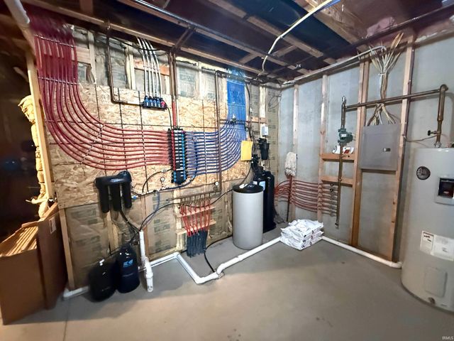 4239 S Kinsey Road, Warsaw, IN 46580