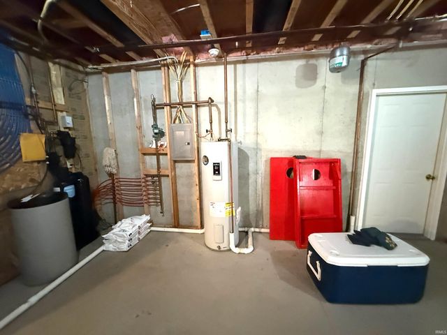 4239 S Kinsey Road, Warsaw, IN 46580