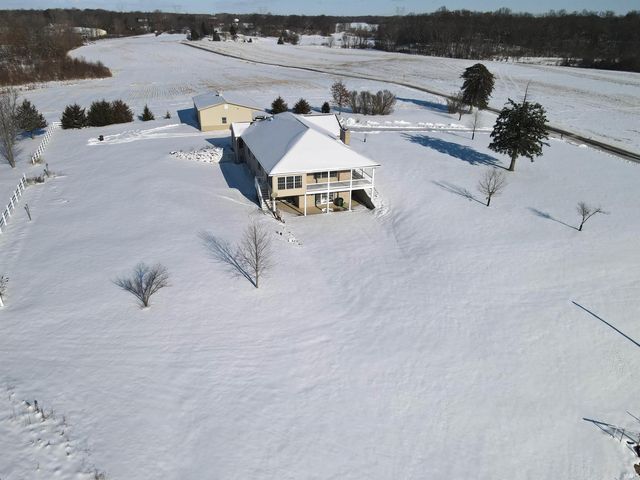 4239 S Kinsey Road, Warsaw, IN 46580