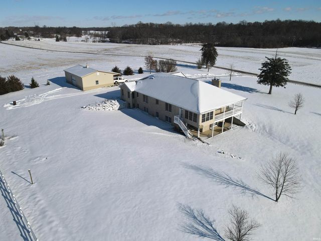 4239 S Kinsey Road, Warsaw, IN 46580