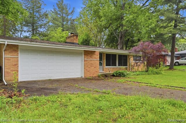 52433 Ihla Street, Utica, MI 48316