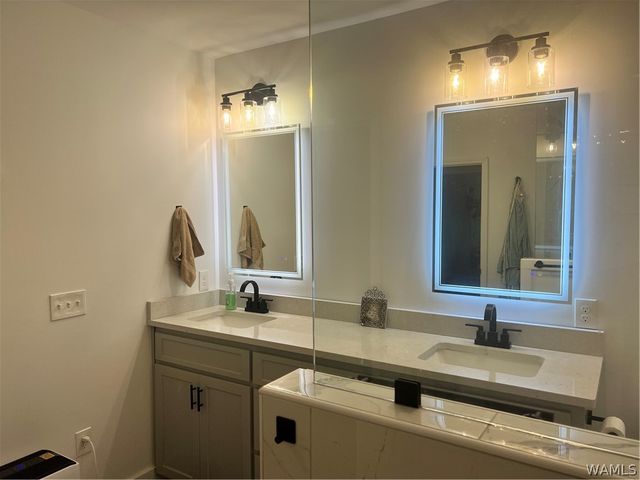 16531 Binion Creek, Northport, AL 35475