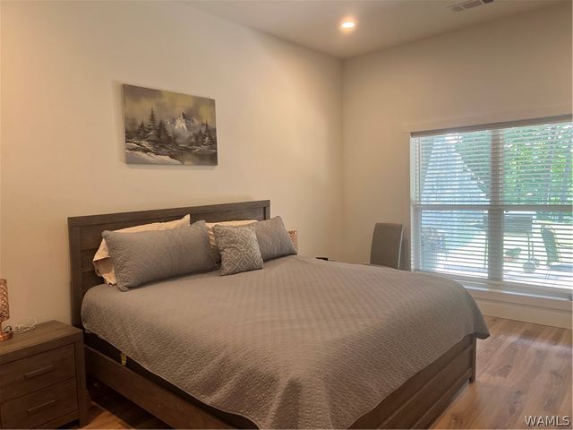 16531 Binion Creek, Northport, AL 35475