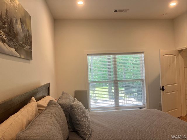 16531 Binion Creek, Northport, AL 35475