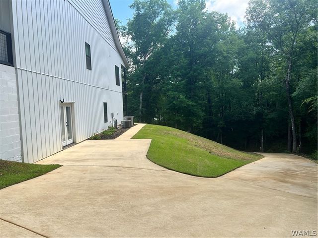 16531 Binion Creek, Northport, AL 35475
