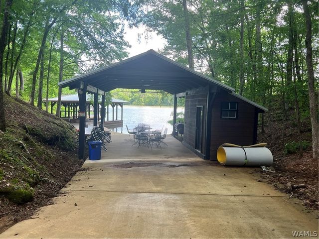 16531 Binion Creek, Northport, AL 35475